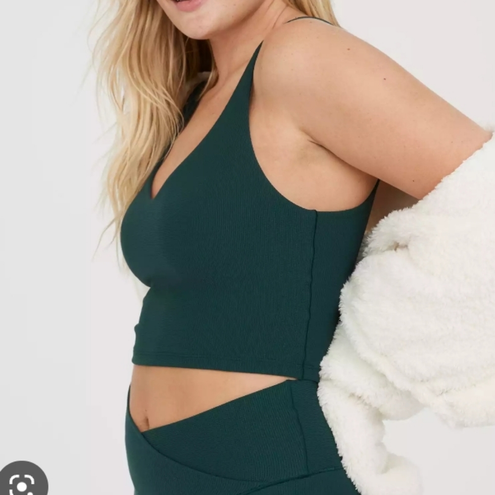🆕️NWT Offline by Aerie Real Me Low Key Waffle Sports Bra in 'Deep Forest Green' - Picture 1 of 15